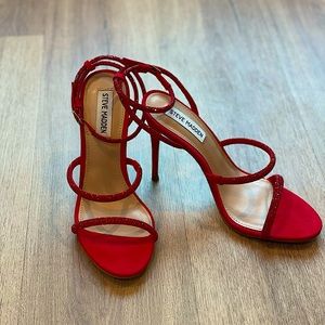 Red Believable STEVE MADDEN sparkly heels